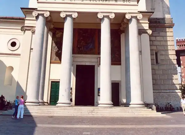 Fabbro Bra di Domenica